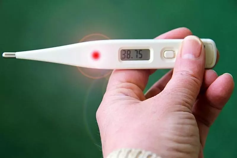 39周胎兒突然無心跳,醫師剖腹時飄惡臭,只因孕媽3天前出了一點小狀況