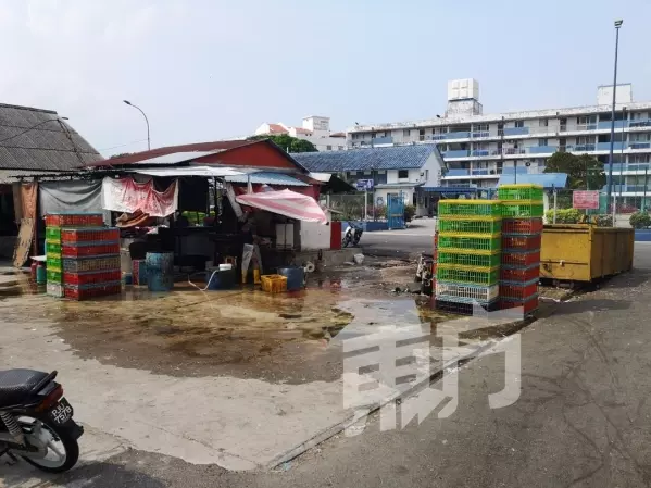 檳城:鴻記竹昇雲吞麵廚房有大量老鼠屎,衛生局下令關店14天