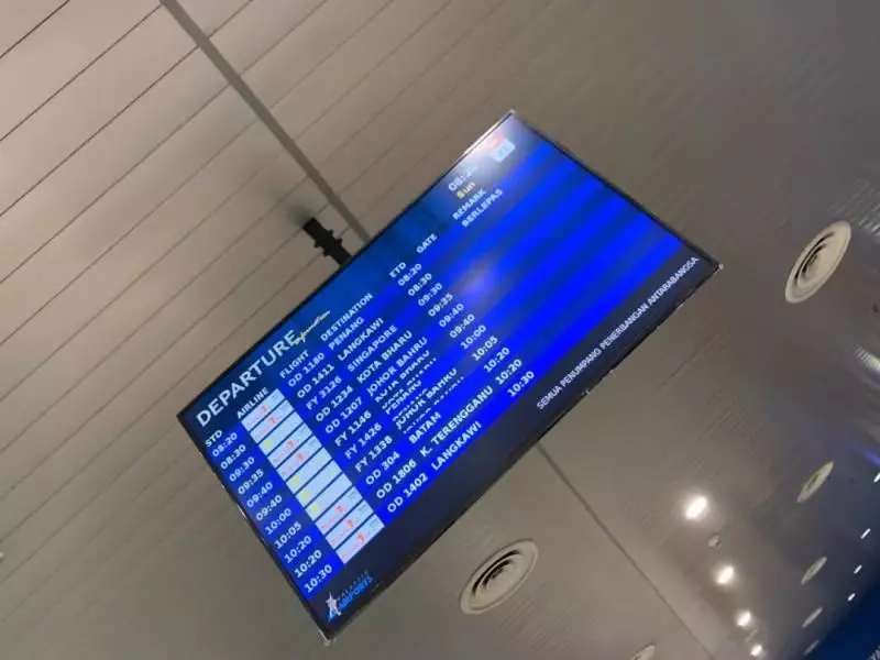 感受新加坡實裡達機場首航,雙機場的新加坡簡直要起飛了!