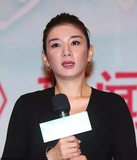 玻尿酸是填充劑不是防腐劑,用量過度的女星,你還忍心看嗎?