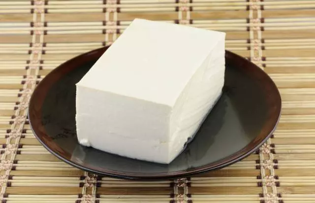 醫生透露薇薇安發現乳癌時「已來不及治療」! 原來乳癌有這「5大警訊」,每個人都該注意!!