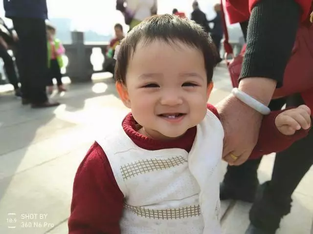 老公意外去世,公婆把賠償款全給我,對我提了一個要求,我為難了