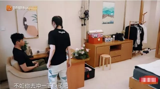 《妻子2》夫妻合體,老公「地位」盡顯,讓人意外的他才是王者!