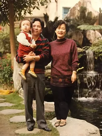 【金剛女友黑歷史曝光!】曾叛逆到「入女子監獄」,害爸媽被指指點點,網友:哇看不出叻~