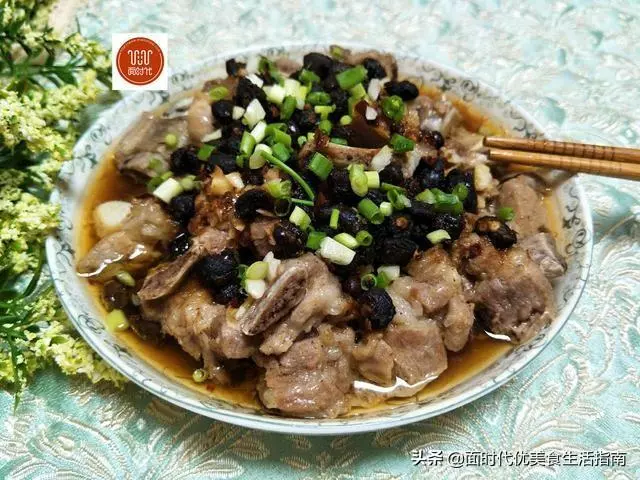 排骨不要紅燒了,教你懶人做法,蒸一蒸就出鍋,營養不流失還入味