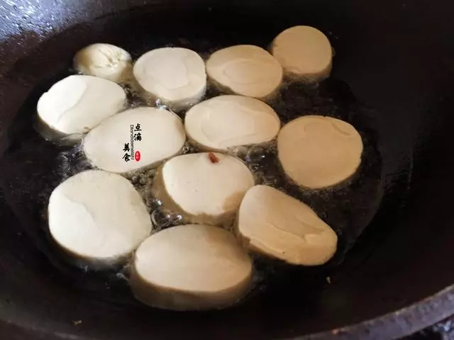 紅燒素雞很多人都會燒,注意要先這樣處理,燒出來的素雞更好吃