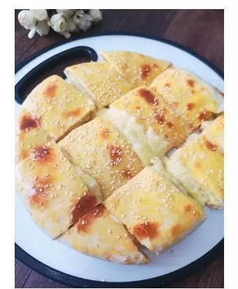 最近刷爆朋友圈的私房單品,榴槤芝士爆漿餅,簡直超好做啊