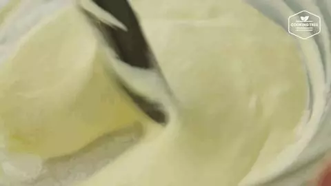 韓國網紅店熱賣,用珍珠草莓做的蛋糕,今年又要火啦