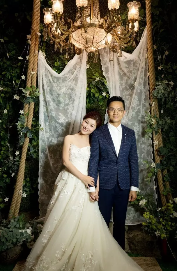 慶祝結婚10週年 陳琪夫婦與兒女再拍婚紗照 | 東方網 | 馬來西亞東方日報