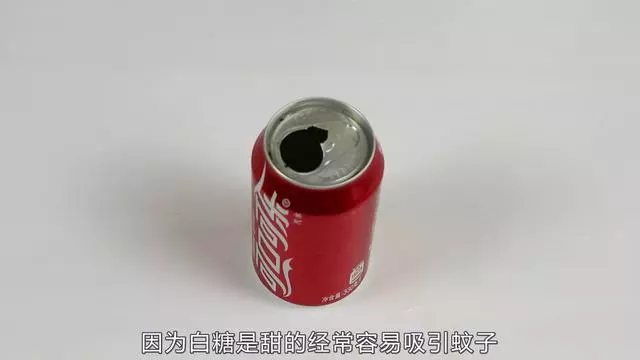 晚上睡覺再也不怕有蚊子了,床邊放一個盆,跟蚊子說再見