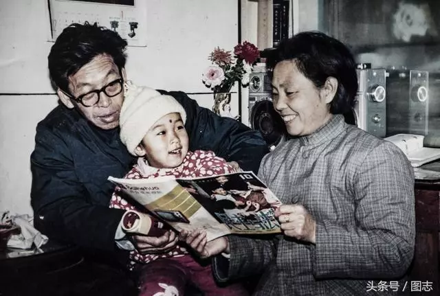 這一次真的要走了…老爺爺離開前顫抖撒嬌 妻子不捨吻別曝光「牽手80年的愛情」全網淚崩