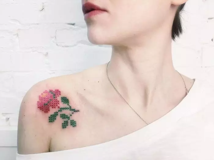 30個「刺繡+刺青」的神融合作品 皮膚上的「心臟刺繡圖案」讓人屏息