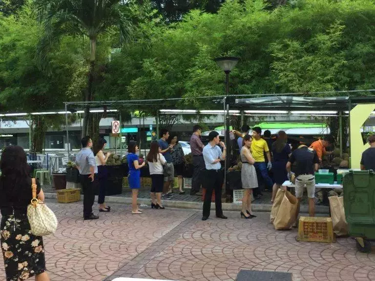 新加坡榴槤季到來,一個才3新幣