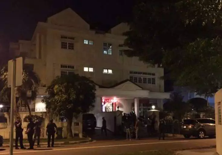 新加坡奇案!女傭豪華別墅殺女主人,寫下變態「殺人日記「