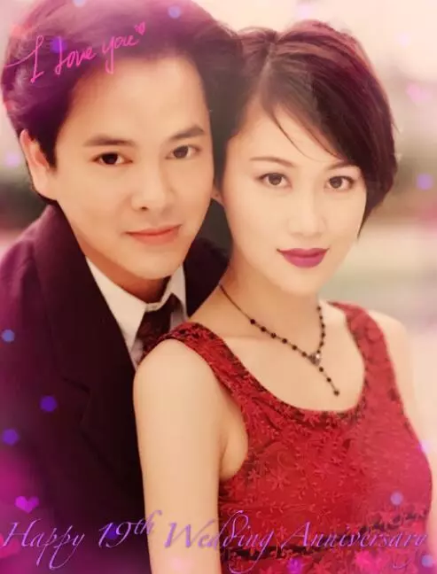 44歲陳德容近照透著濃濃過氣網紅味,中年女星自拍為何都一言難盡!