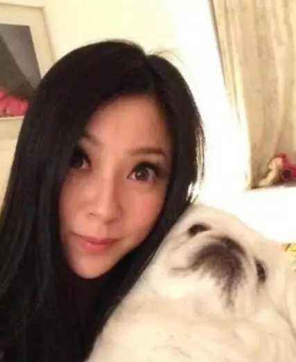 44歲陳德容近照透著濃濃過氣網紅味,中年女星自拍為何都一言難盡!