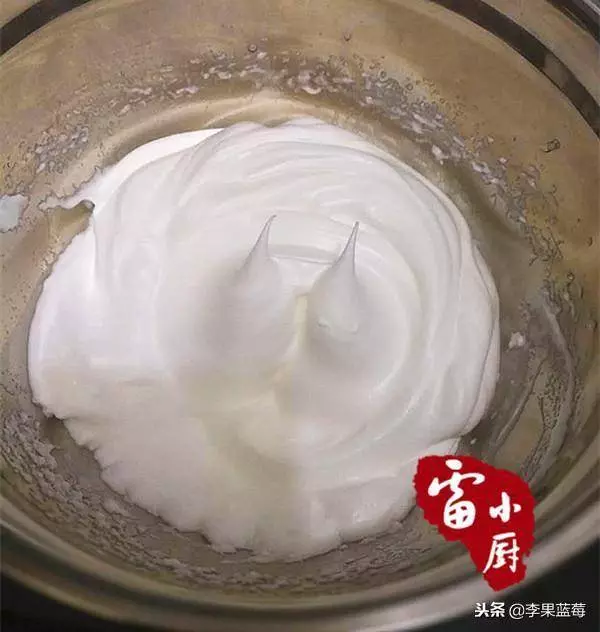 杯子蛋糕的做法,既好看又好吃,做法也簡單易學