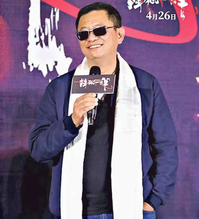 【吃不到葡萄就講酸】著名導演·王家衛不爽《Endgame》? 暗酸『Avengers一堆機器人』阻止他發展⁉️