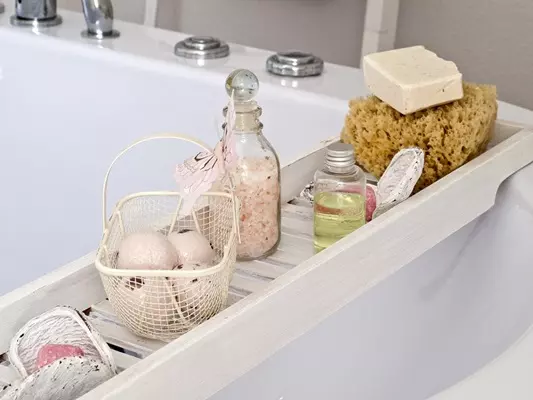 養好膚質首重微酸與保濕 專家破解洗澡常犯錯誤行為