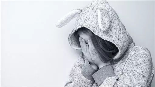 國中被霸凌…正妹「1個月8搭訕」 吐心聲:已不敢相信人