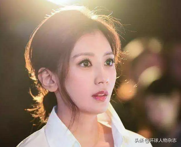 用法令紋演戲是一種怎樣的體驗?賈靜雯的這一搏,終於解了自己的困境!