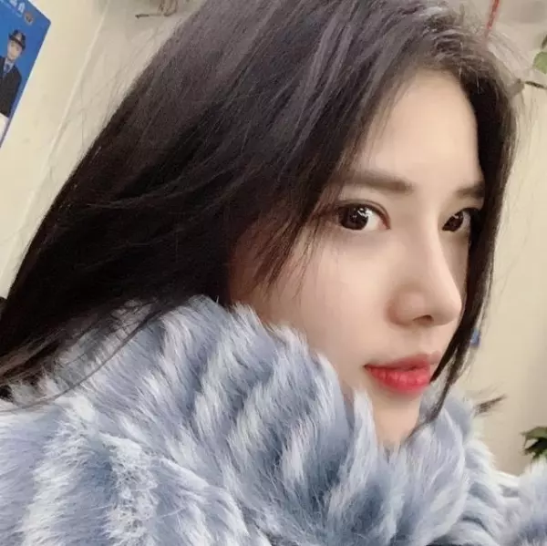 直播超速駕駛還嗆「我就是欠教育啊」 女主播出道4天就被終生封鎖