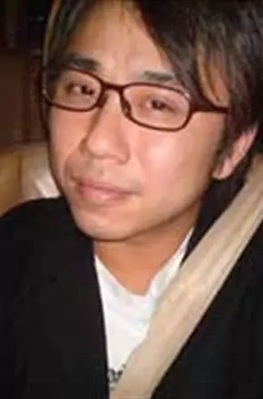 小彬彬落魄到街頭賣小吃3月暴瘦42斤 曾拿兒子賺的錢養女人