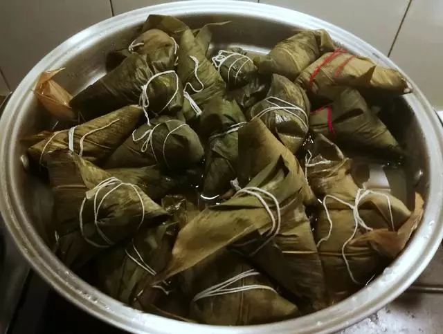 端午節就快要到了,趕緊學會之後做給家人吃吧,送人也不錯!