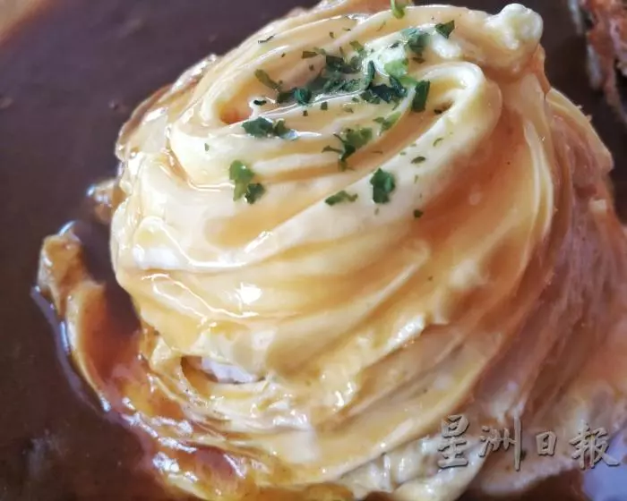 麻坡紅葉咖哩飯:特有的日式咖哩飯,成人小孩皆愛吃~