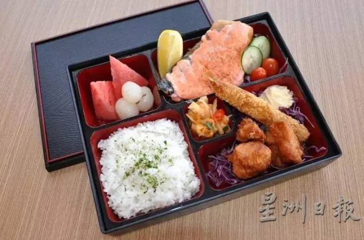 麻坡紅葉咖哩飯:特有的日式咖哩飯,成人小孩皆愛吃~