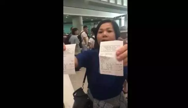 可以買卻不准帶!帶免稅酒登機竟然被攔 ! 女霸氣全倒掉!不然都便宜機場工作人員了!!!