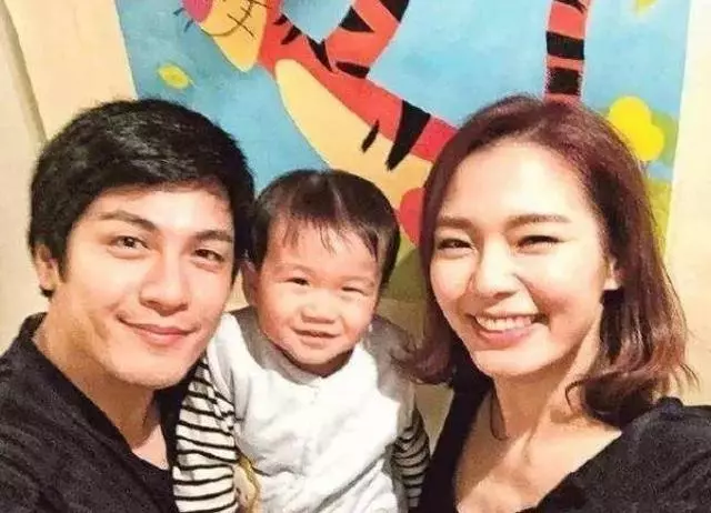 繼楊冪劉愷威,又一對明星夫妻離婚,7年前誓言比楊冪的還狠!