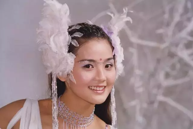 17年前這部劇看得回味無窮,這是演員都是顏值巔峰,張衛健飾演的孫悟空好帥
