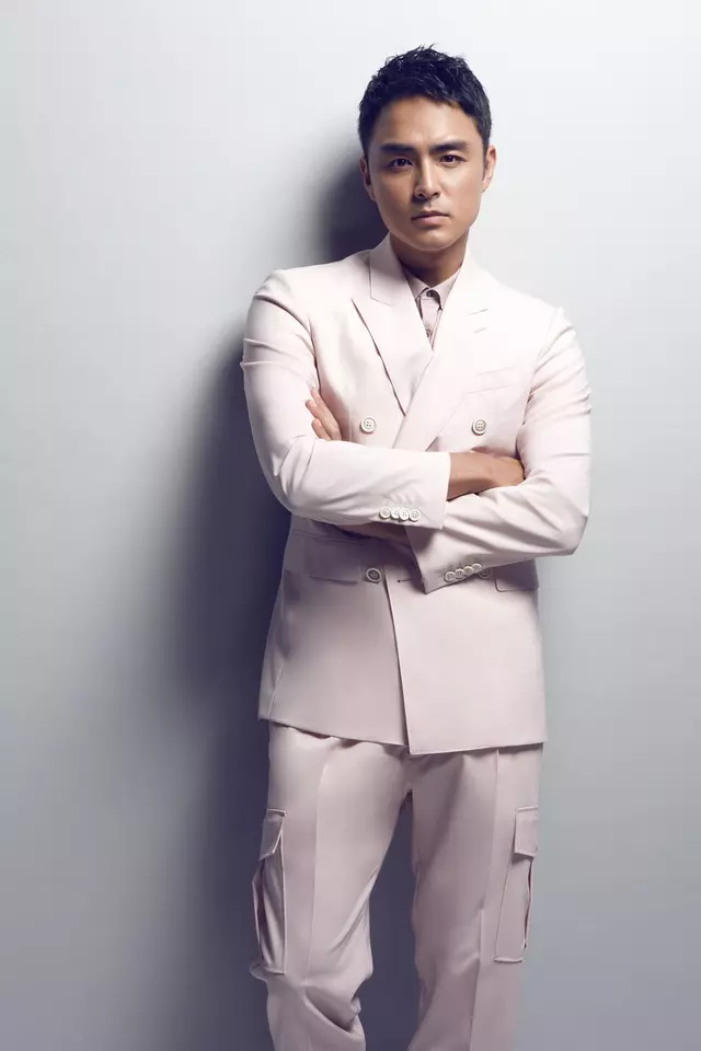 明道轉行首次當CEO,月售2億臺幣。他霸氣寵員工豪撒千萬年終「讓每個員工秒變富翁」!