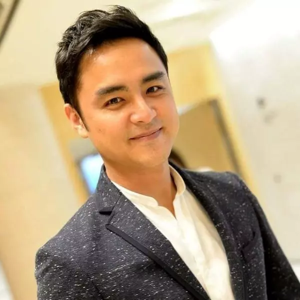 明道轉行首次當CEO,月售2億臺幣。他霸氣寵員工豪撒千萬年終「讓每個員工秒變富翁」!
