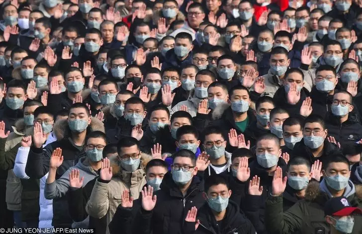 21張證明地球「已經快來不及救了」的真實照片 熊把垃圾袋當成獵物...