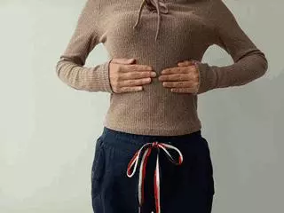 中醫:4種揉腹手法,讓你健脾胃,百病不纏