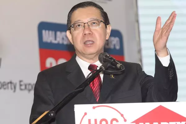 財長《林冠英》警告銀行 勿蓄意拒批「」房貸 「」