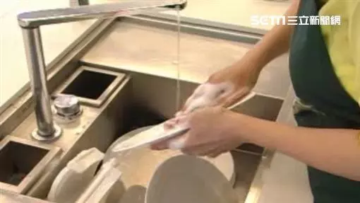 被說「欠腳」不是稱讚?內行人揭真相