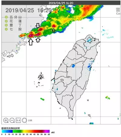 2波鋒面襲來!今天開始變天「防雷雨下暴流」 氣象局曝「之後驟降10度」變又濕又冷