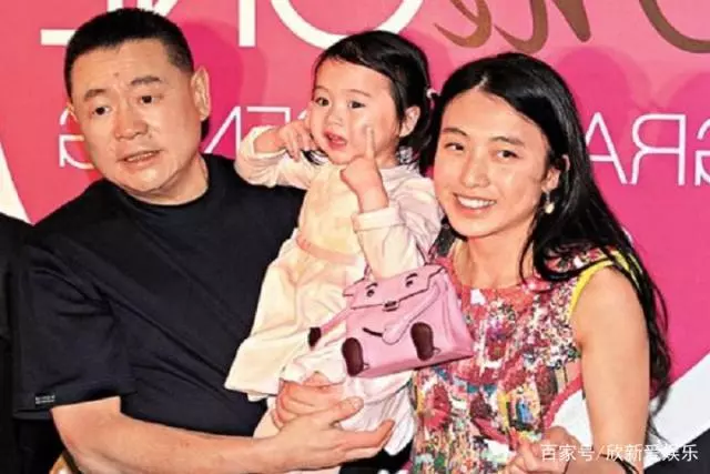 劉鑾雄36歲女兒,是最乾淨千金,身價上億滿足一個條件就能娶她