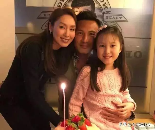 娛樂圈愛「吃軟飯」的男星,沒想到他們妻子個個身家上億!
