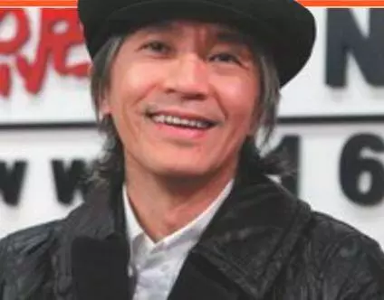(50歲張敏近照曝光!老公竟是冷峻帥哥!三字點評周星馳太準確!