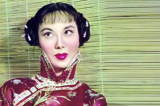 成龍喊她為媽媽 更比劉曉慶還豁得出去 傳奇女星93歲去世令人難忘