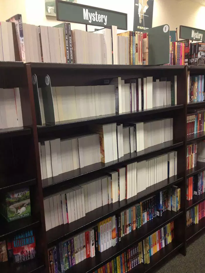 20張來自圖書館員「超有文化惡作劇」的爆笑宣傳!
