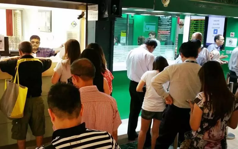 新加坡首台貨幣兌換機現身高文!以後換錢更方便