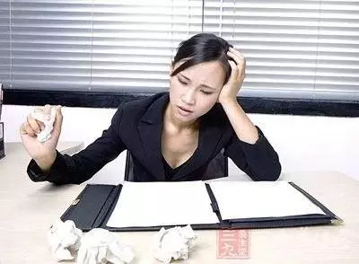 你想餓死我們嗎?打完針快點回家做飯,一家人都等著你呢