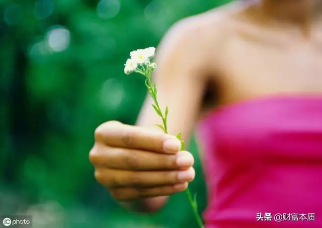 金錢的九個靈性法則 讀懂財富自然來