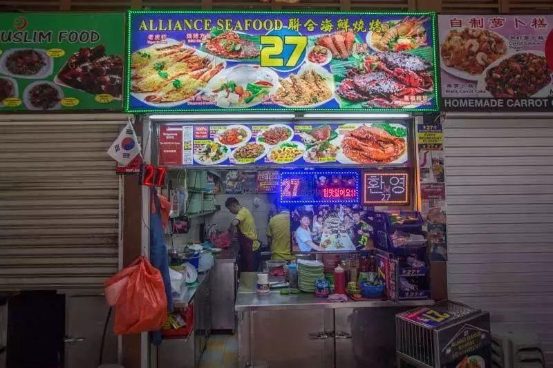 《好消息》吃貨必看!新加坡50家米其林小販餐廳大盤點,5新幣起
