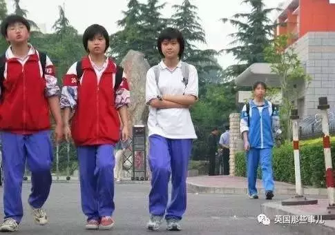 都說中國校服醜,但是最近有些韓國人表示:好羨慕中國校服,好想穿啊!